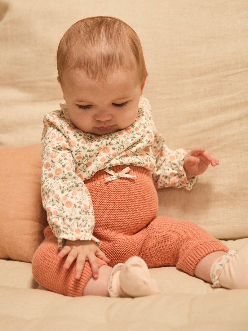 Set di felpa con stampa floreale + leggings + calze per neonata