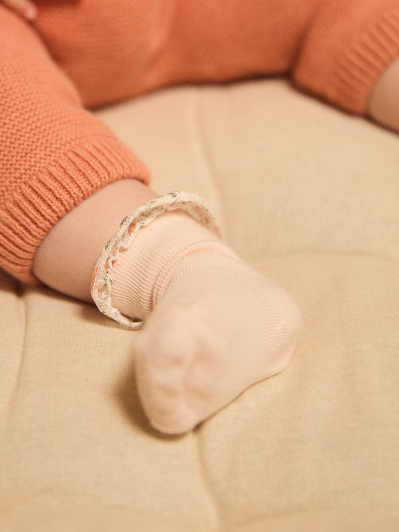 Set di felpa con stampa floreale + leggings + calze per neonata