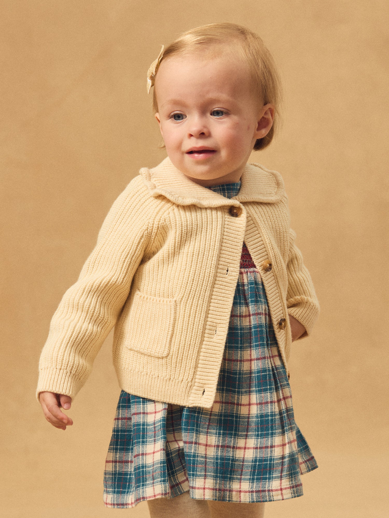 Cardigan écru con colletto per bambina