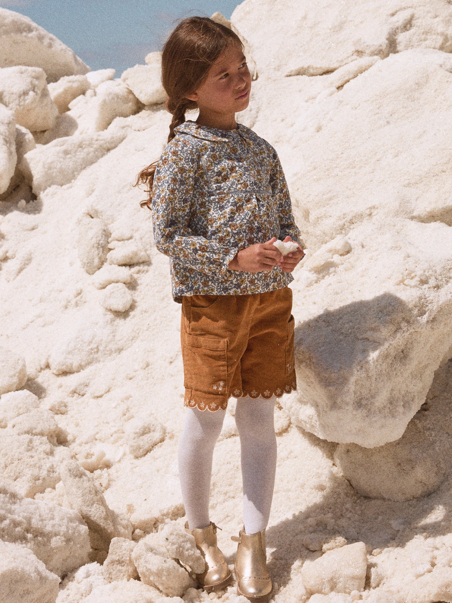 Blusa per ragazze con colletto alla Peter Pan e stampa floreale