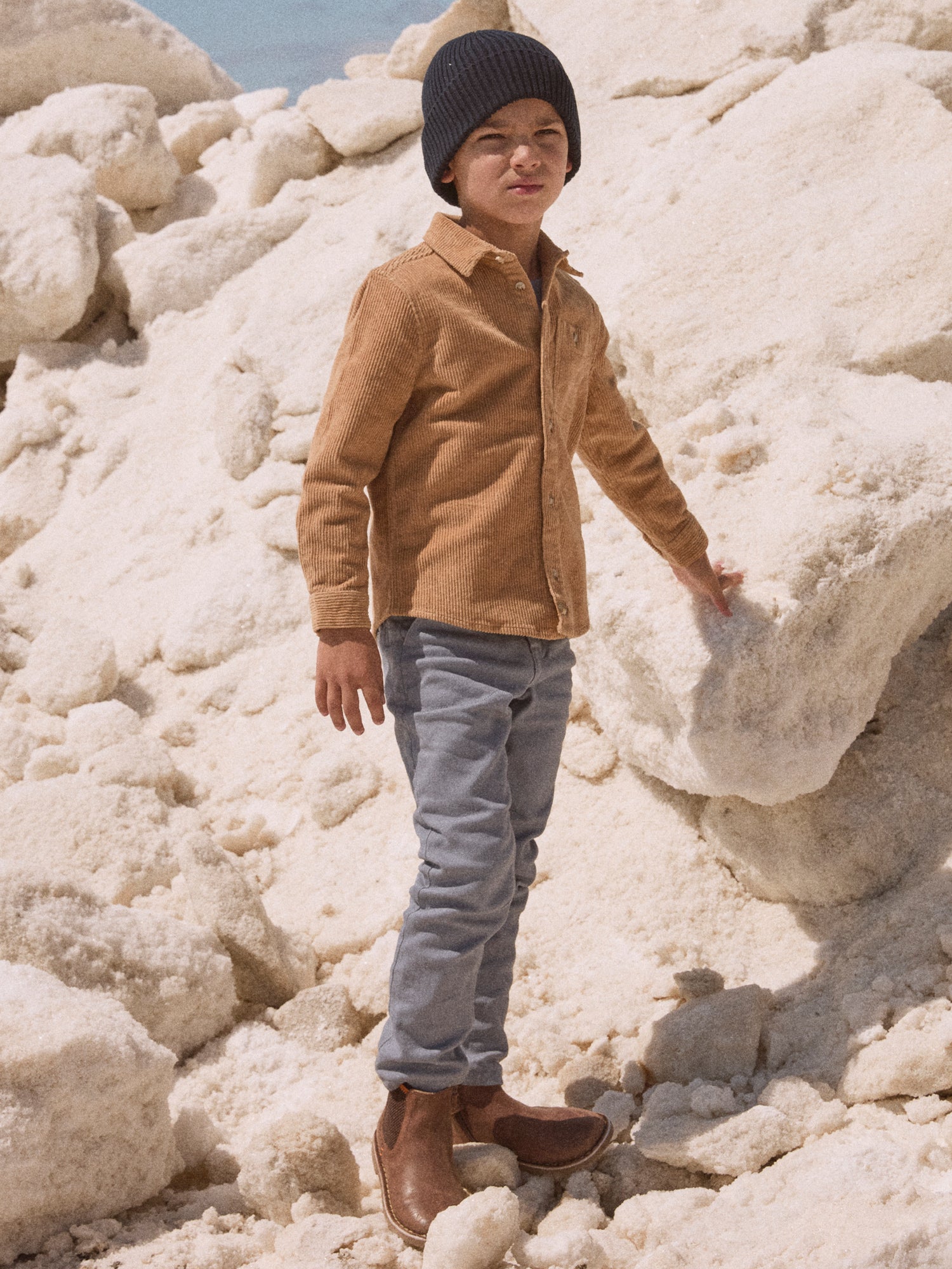 Camicia marrone in velluto per ragazzi