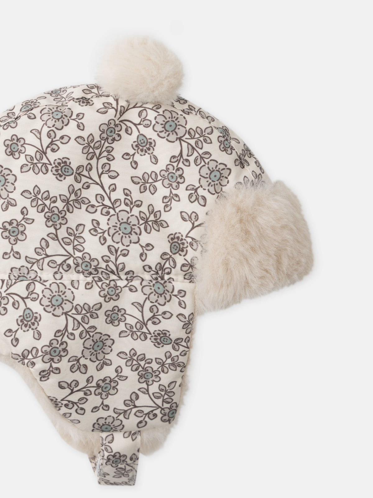 Cappello-con-pompom-a-stampa-floreale-Bambina