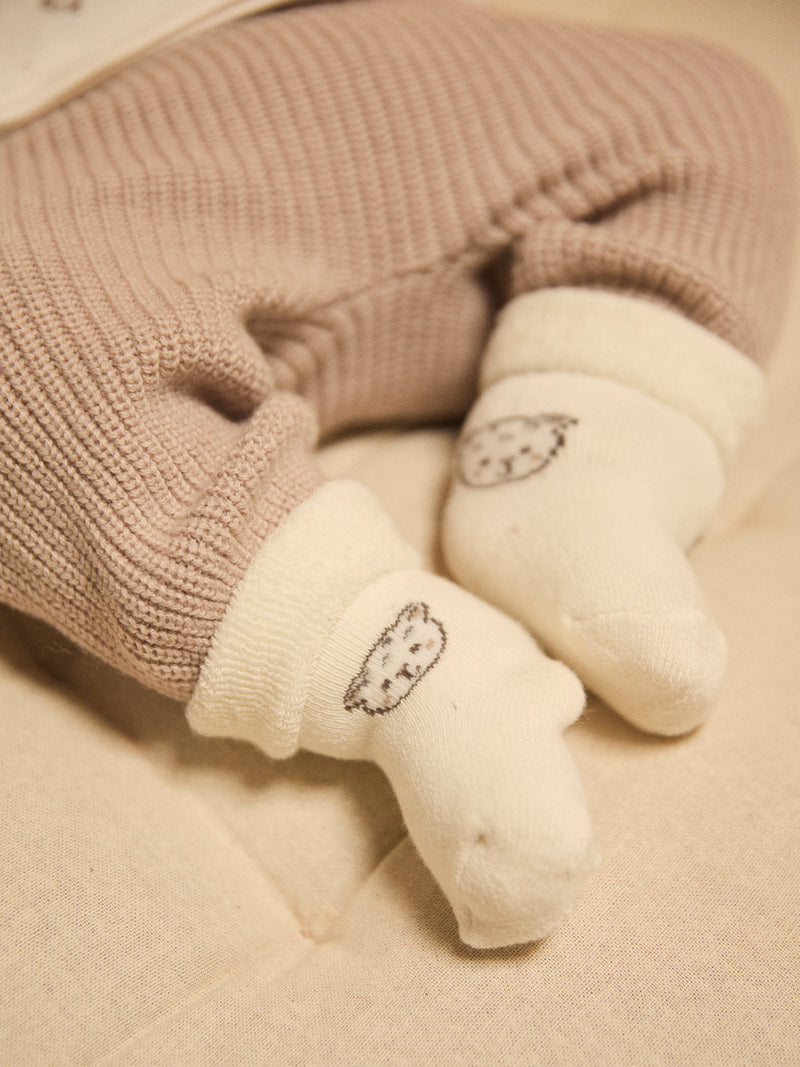 Completo con reggiseno a stampa leopardata + pantaloni + calzini per neonati unisex