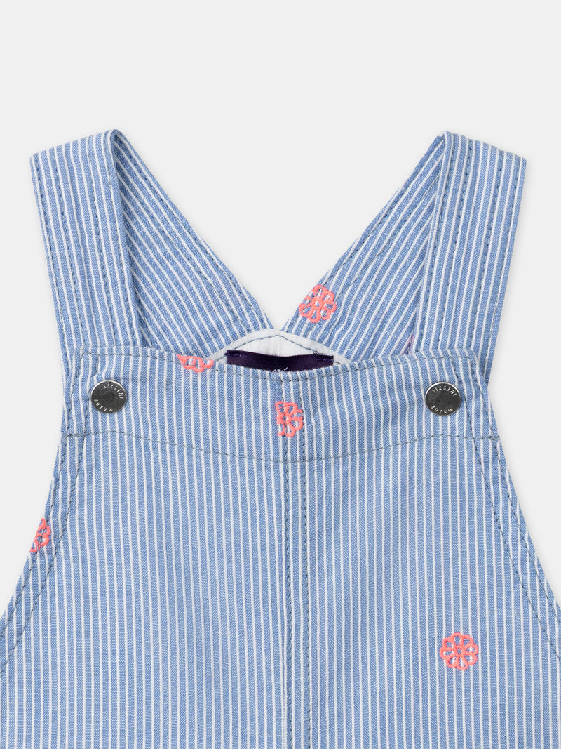 Salopette corta a righe blu e ricami di fiori per bambina