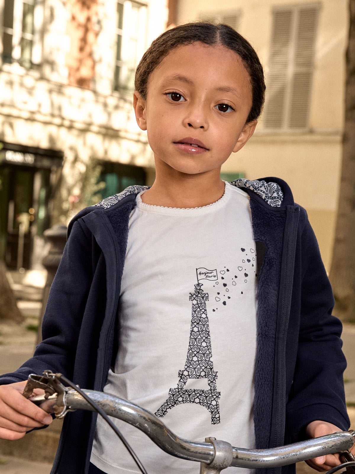 tmp/68893507776/files/715f0d7f-da02-4749-a3f0-326ef3b163d7/26H2PF51TML_009_3fe04f6ab-b864-4844-b051-087052c3b2a7.jpg