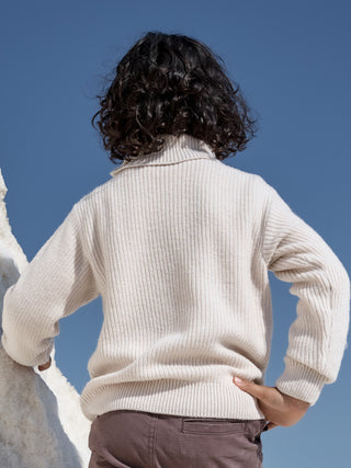 tmp/68893507776/files/5d2b7db7-fca8-4938-af41-963cc12b887f/26H3PG72PUL_007_457fb7c1f-2960-4267-b0ca-237f0ec25eb9.jpg