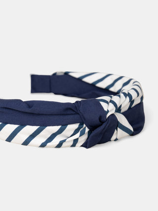 tmp/68893507776/files/06aeb302-cba9-4e88-b109-70082167953c/26H4PFO5TET_070_12551a69eb-b288-4420-9395-4c8055c02b32.jpg