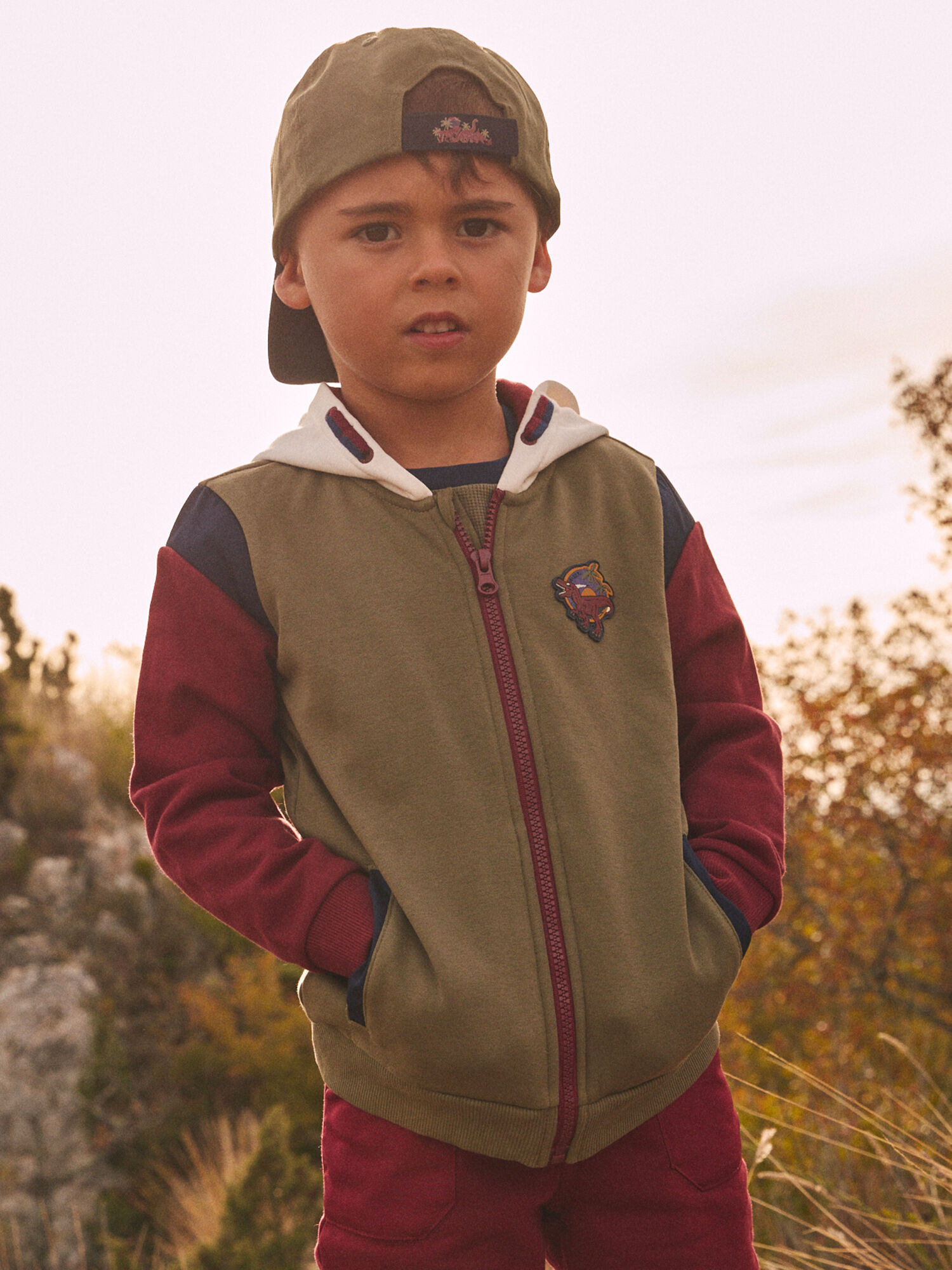 Felpa con cappuccio outlet chiusura totale bambino