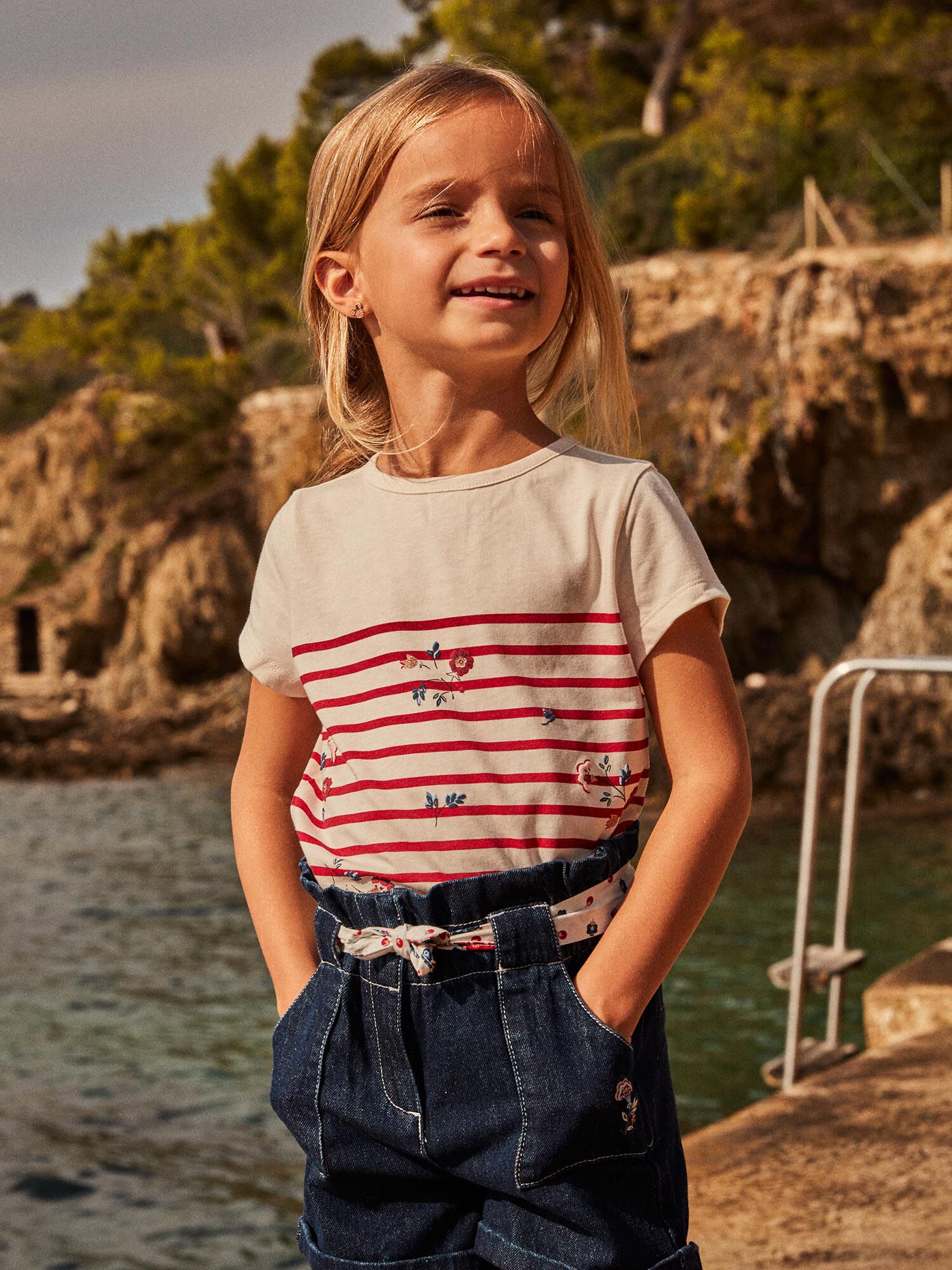 T shirt deals con fiori