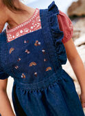 Abito in jeans con motivi ricamati bambina CARLETTE / 22E2PF71CHSP274