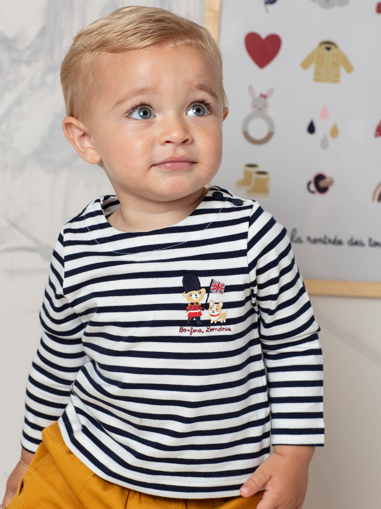 T shirt bianca e navy a righe neonato